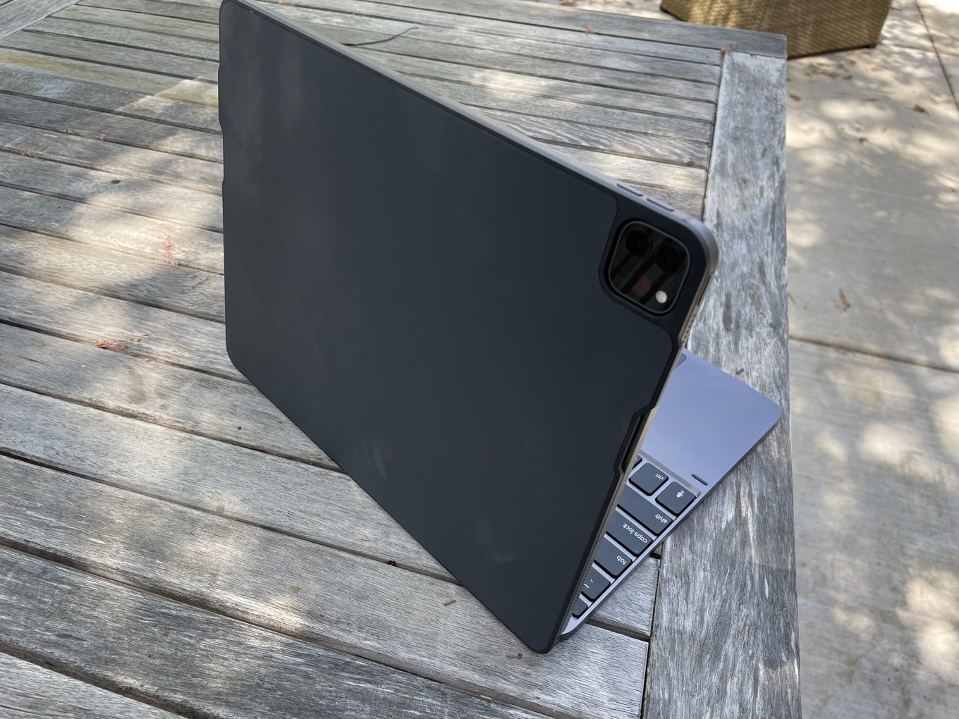 New Brydge keyboard has bigger trackpad, supports new iPad Pro ↦ Dans
