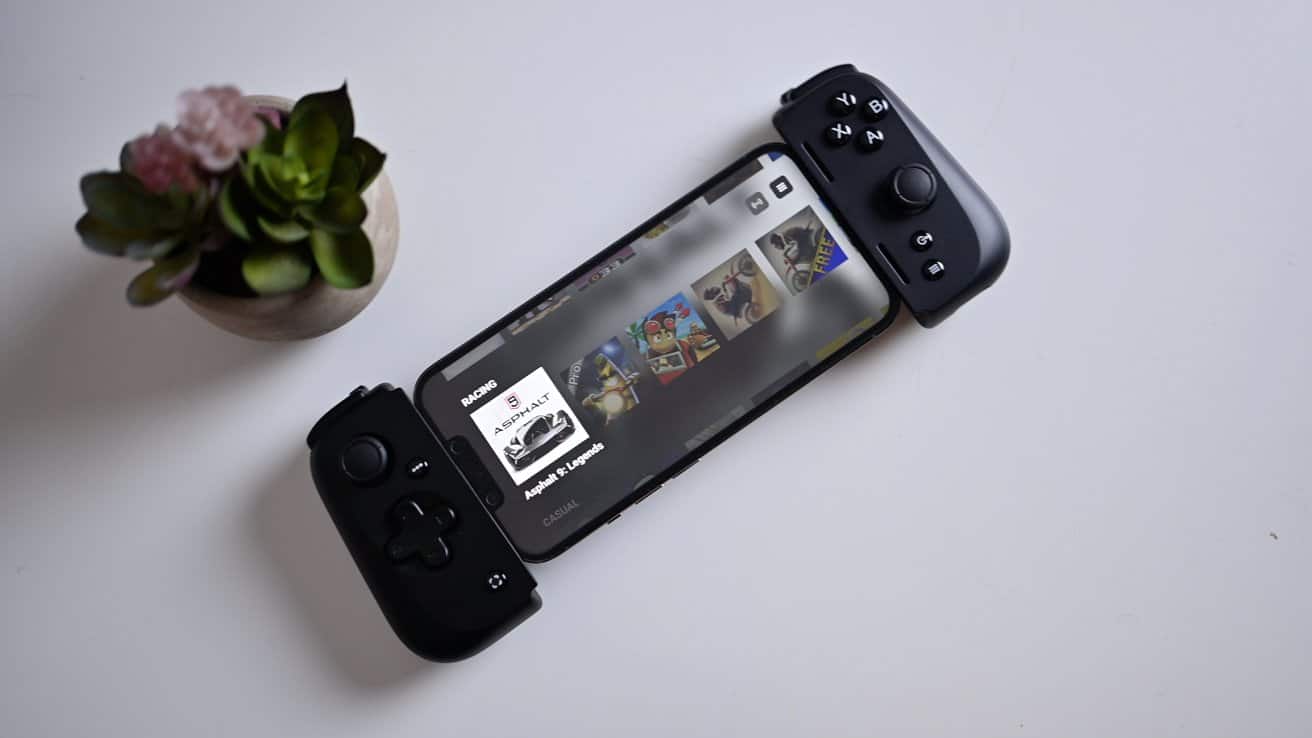 Razer Kishi V2 review Contender for best iPhone game controller Dans